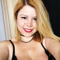 Rus Escort Sınırsız Görüşme Yapıyor